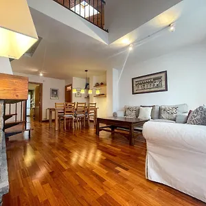 https://dplex-con-encanto-en-puigcerd-un-lugar-nico.catalonia-hotels.com